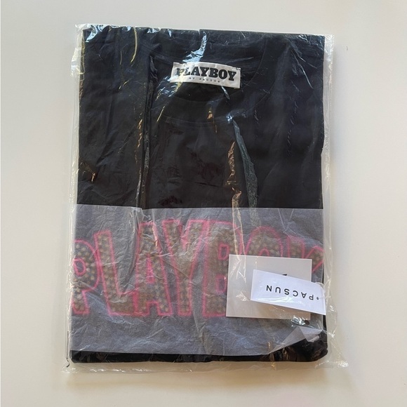 Pacsun X Playboy Masthead Slots Tee - L - Picture 2 of 3